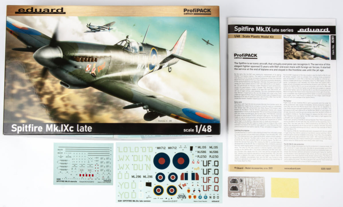 Inhalt: Eduard 8281 Supermarine Spitfire Mk.IXc late version, ProfiPACK-Edition, 1:48
