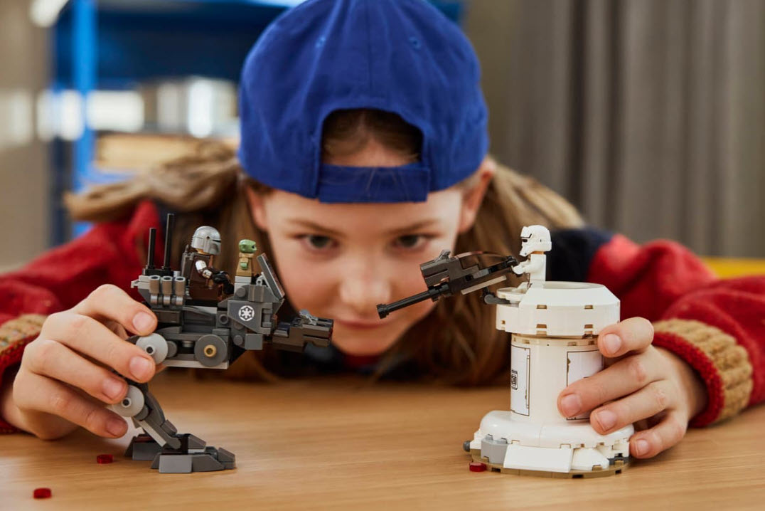 Detail 2: LEGO Star Wars 75444 Angriff des AT-RT