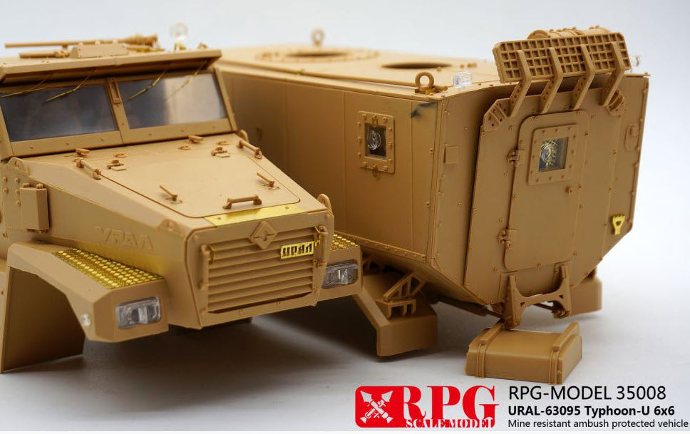RPG-Model 35008 Russian URAL 63095 Typhoon-U MRAP, 1:35
