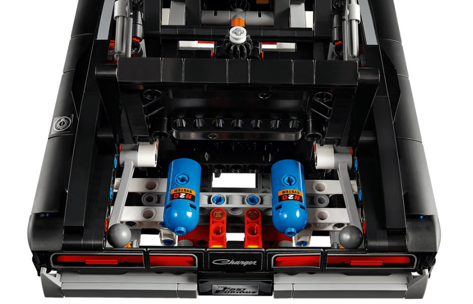 Detail 2: LEGO Technic 42231 Fast and Furious Dodge Charger R/T Auto