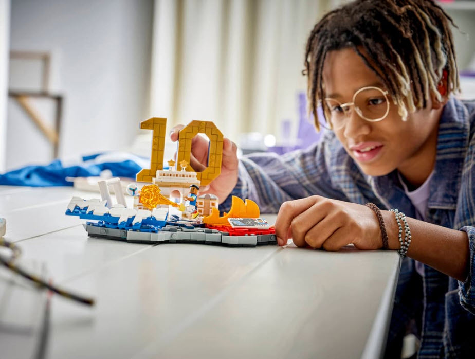 Detail 2: LEGO Editions 43013 Kylian Mbappé – Fußball-Highlights